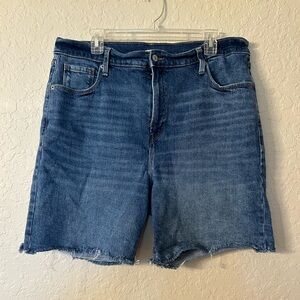 Old Navy Blue Denim shorts with frays, size 16